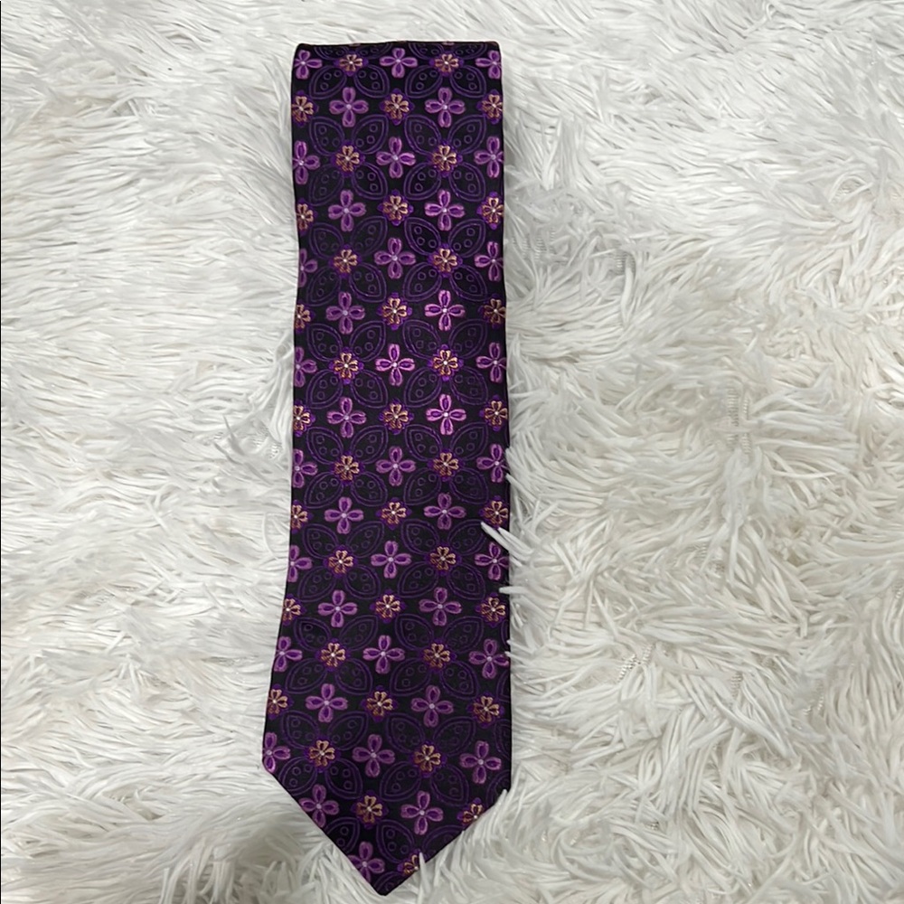 DION Collection Deep Purple Geometric Pattern tie